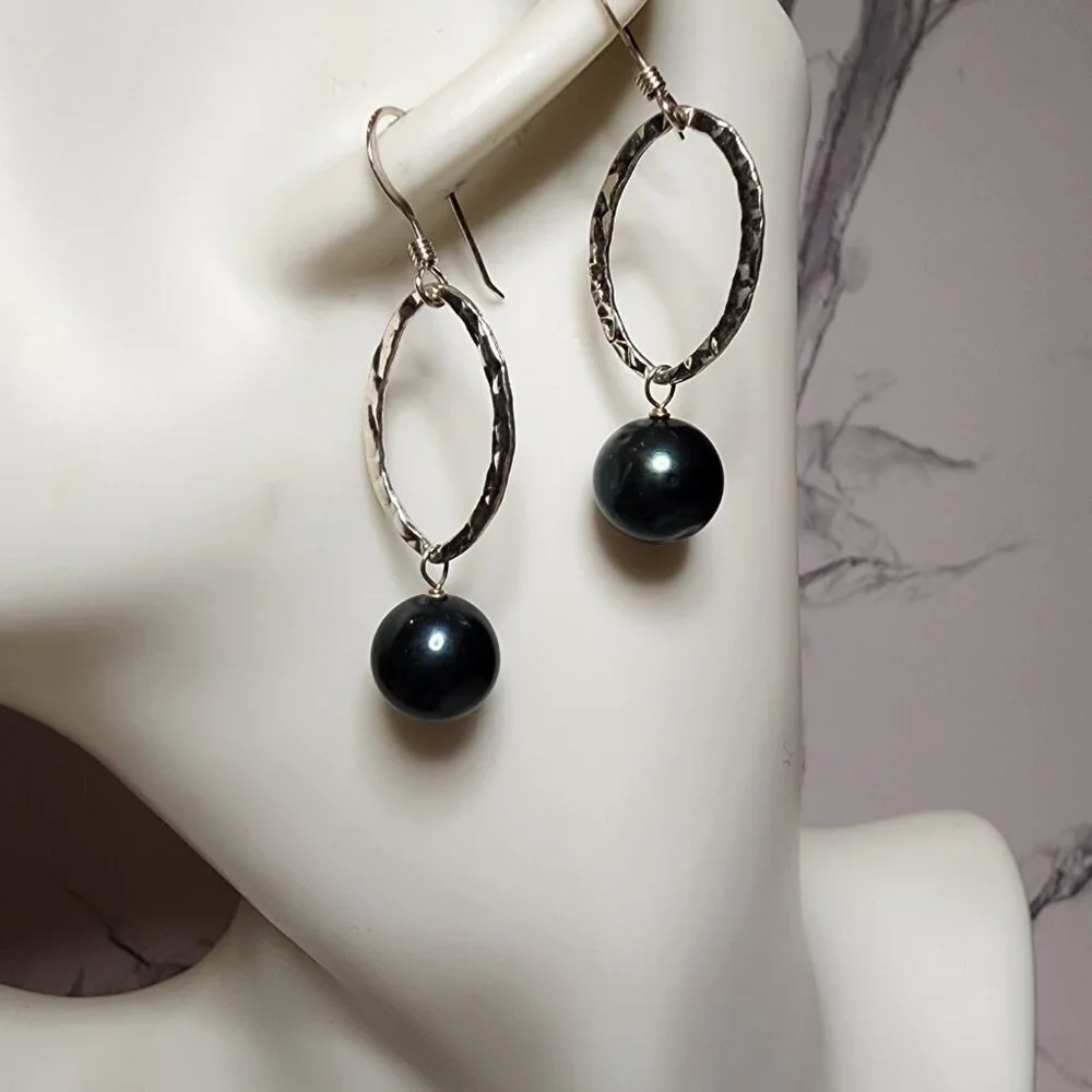 925 Silver Textured Oval Hoop Pearl Earrings